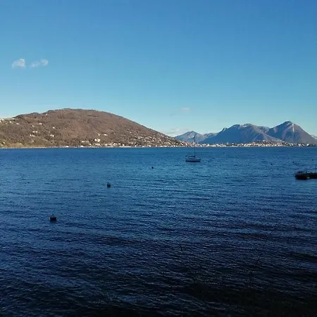 La Casetta Di Сasa de vacaciones Baveno